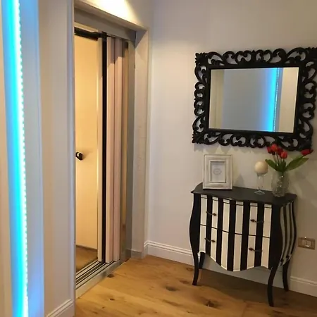 Antico Corso Charme Bed and Breakfast 4*