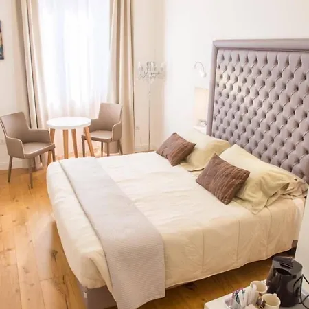 Antico Corso Charme カリアリ