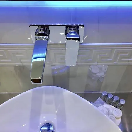 Antico Corso Charme Bed and Breakfast Κάλιαρι