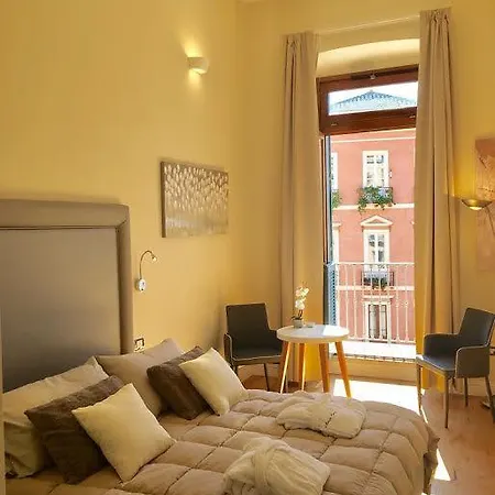 Antico Corso Charme Bed and Breakfast 4*