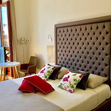 Bed & Breakfast Antico Corso Charme Cagliari