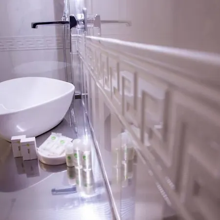 Bed & Breakfast Antico Corso Charme 4*