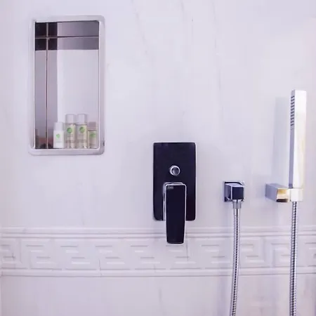 Bed & Breakfast Antico Corso Charme 4*