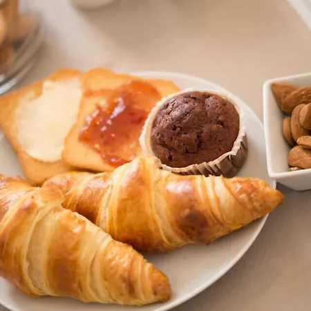Antico Corso Charme B&B 칼리아리